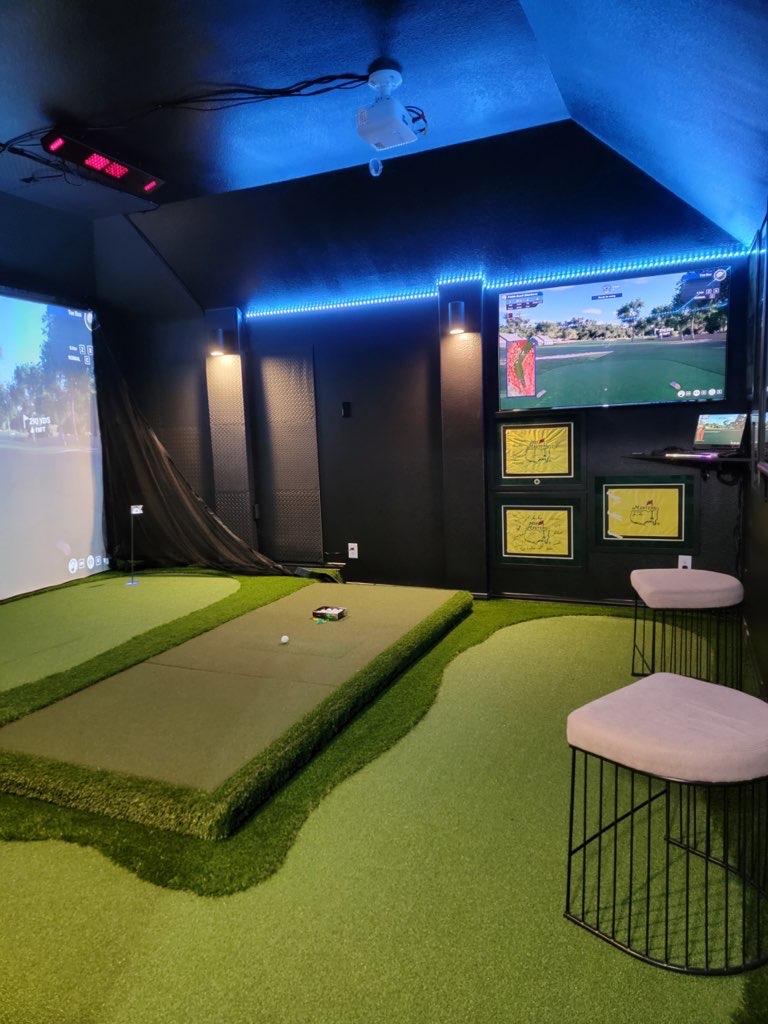 Custom indoor golf simulator in an Austin, TX home